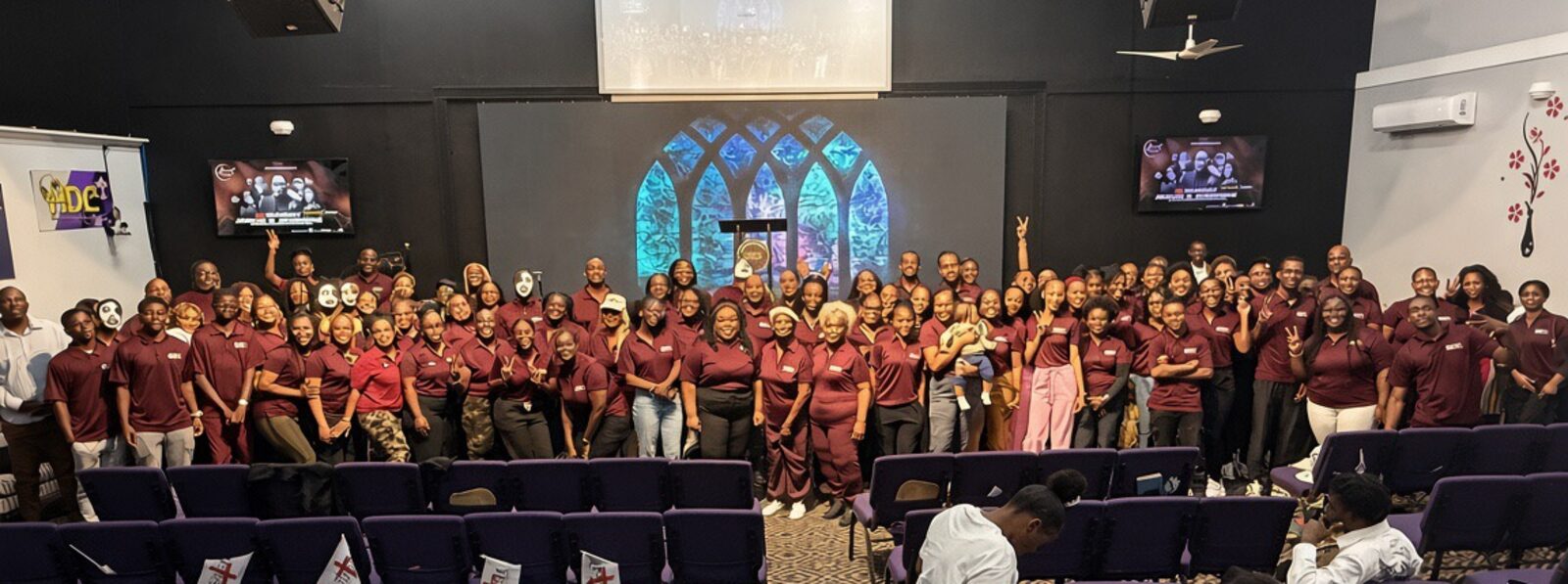 Harvesters in matching HDC T-shirts on 2J Sunday